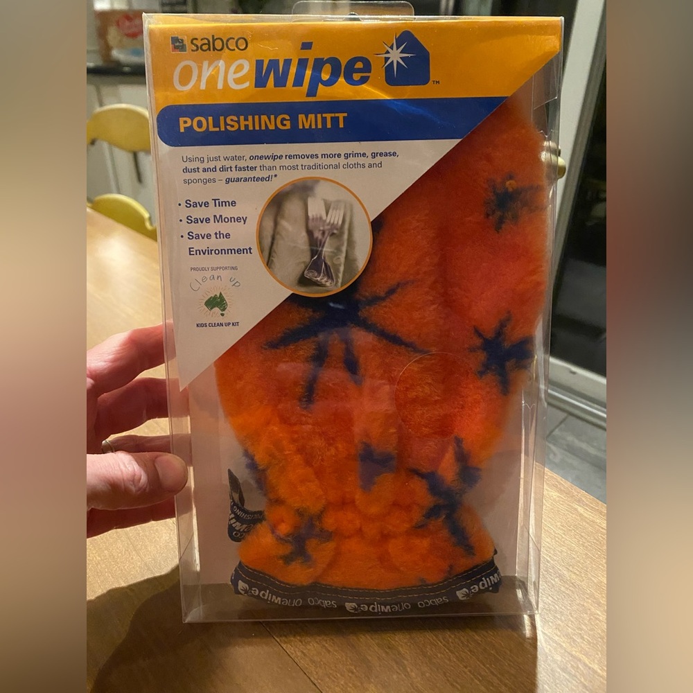 Sabco One Wipe Polishing Mitt - Orange